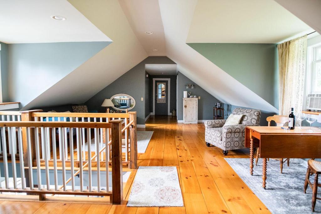 Craftsbury Farmhouse ภายนอก รูปภาพ