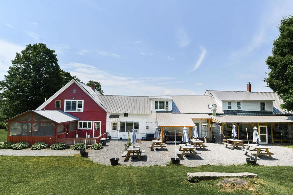 Craftsbury Farmhouse ภายนอก รูปภาพ